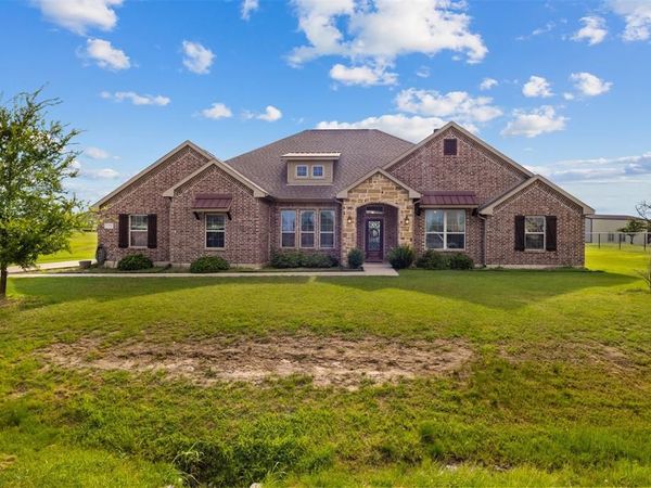 129 High Vista Road, Decatur, TX 76234