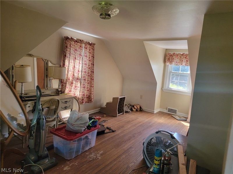 31276 Lorain Road, North Olmsted, OH 44070 Photo 8
