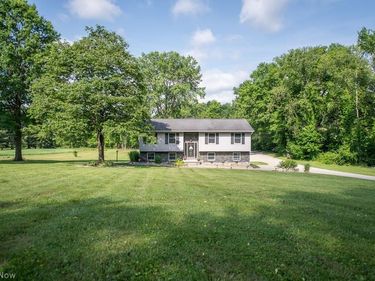 8334 Bailey Road NE, Mineral City, OH 44656