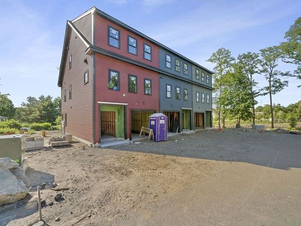 87 Neponset St, Unit 11, Canton, MA 02021