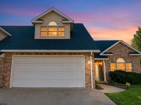 1011 SAINT PAULS Lane, Morgantown, WV 26505