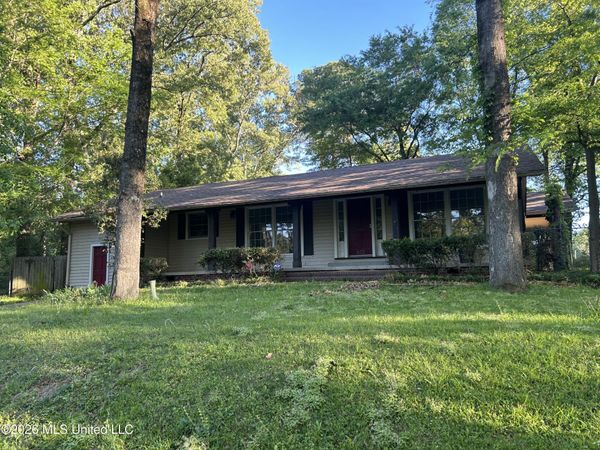 622 N Naples Road, Jackson, MS 39206