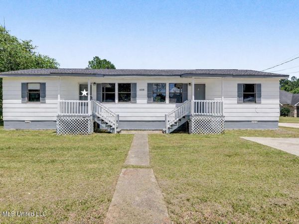 6558 Simmons Drive, Long Beach, MS 39560