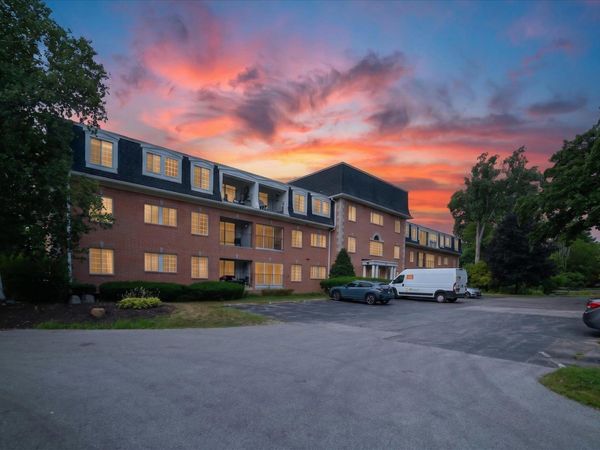 12980 W Bluemound Road, Unit 105, Elm Grove, WI 53122