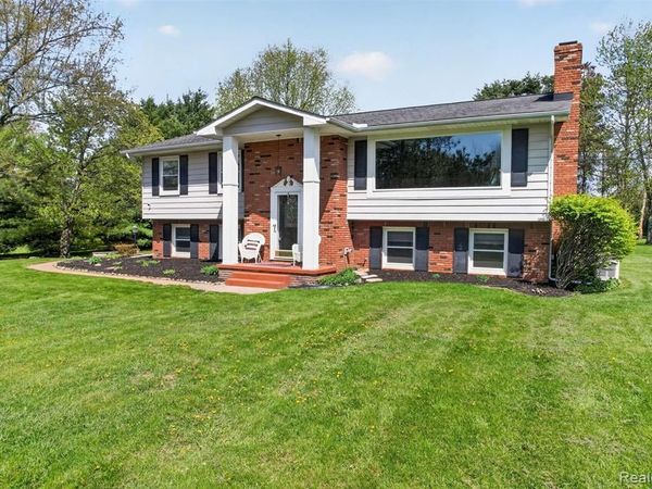 1180 N Hurd Road , Brandon Twp, MI 48462