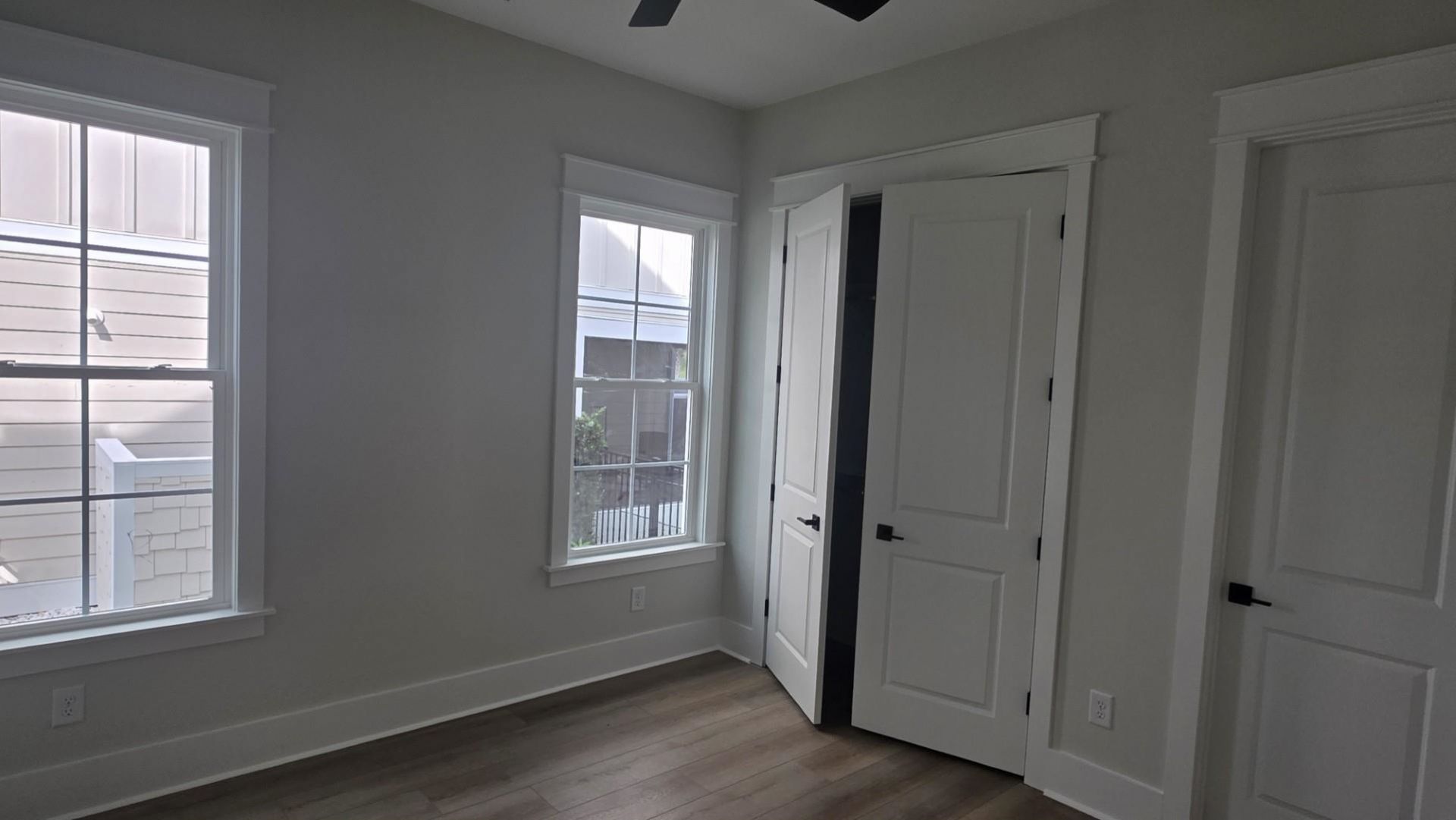 346 Harbour View Dr.  Photo 18