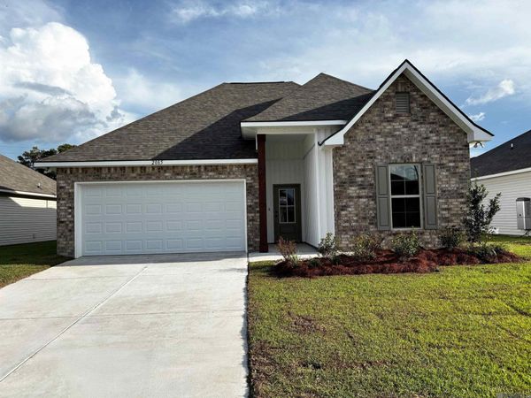 2085 Sherri's Way, Port Allen, LA 70767