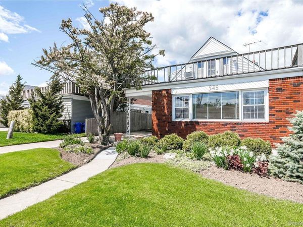 545 E Park Avenue , Long Beach, NY 11561