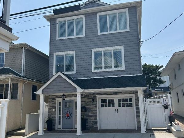 190 Oceanview Street , Unit #2 off sea, Long Beach, NY 11561