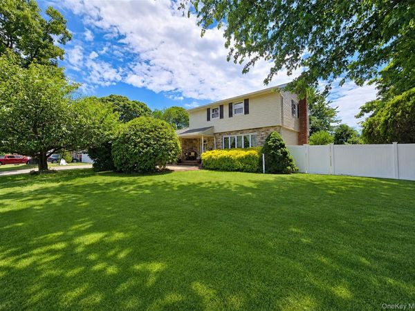185 Tree Road , Centereach, NY 11720