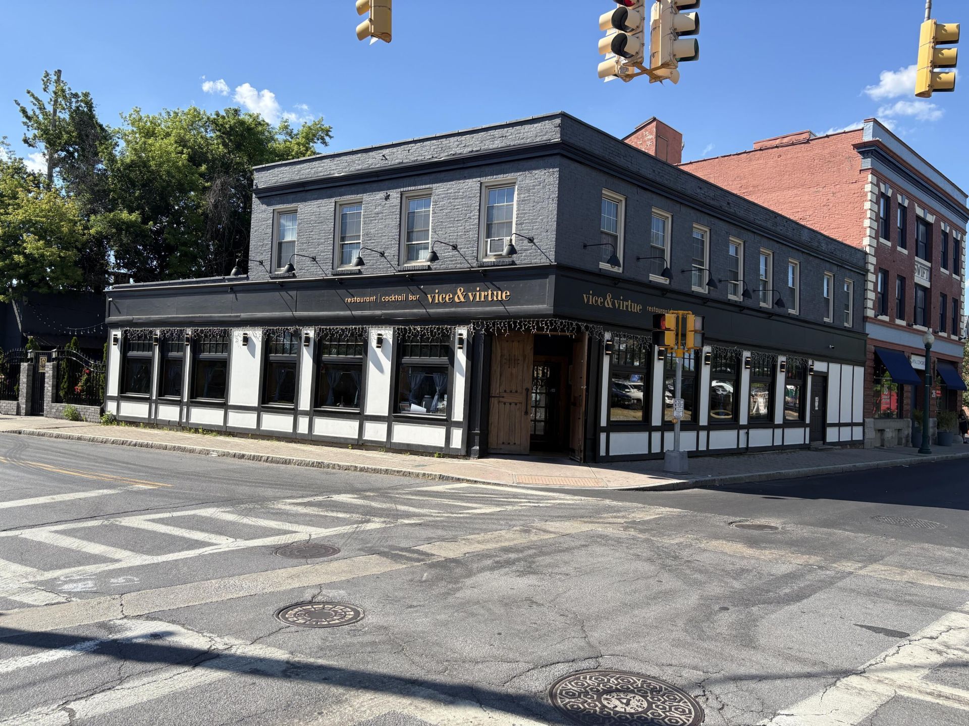 38-40 N Broadway, Schenectady, NY 12305 Main Photo