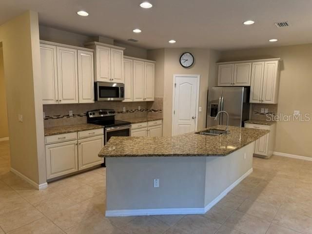 8627 Corinthian Way, New Port Richey, FL 34654 Photo