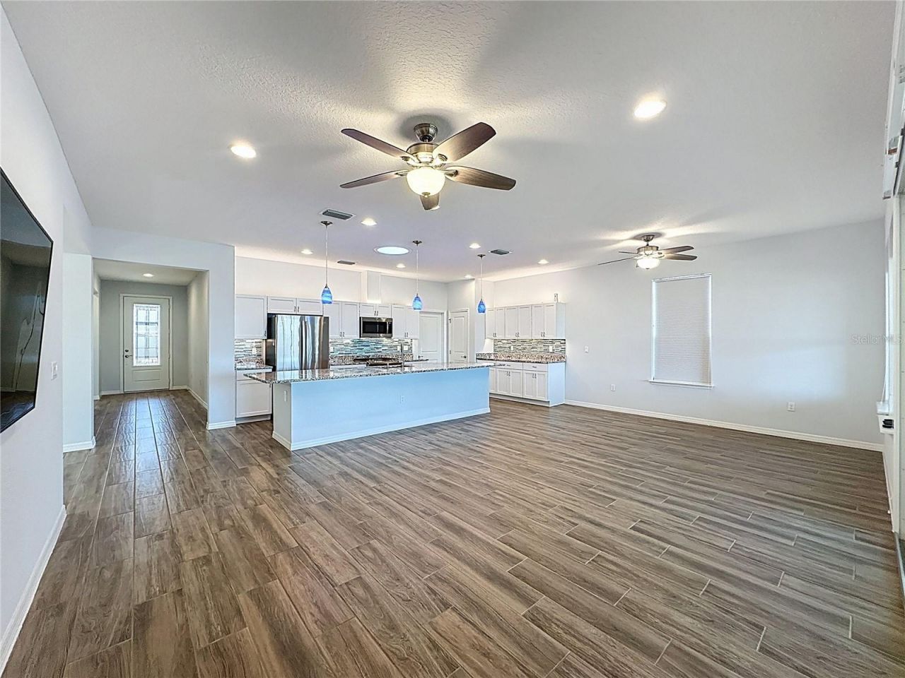537 Narrow View Lane , Groveland, FL 34736 Photo