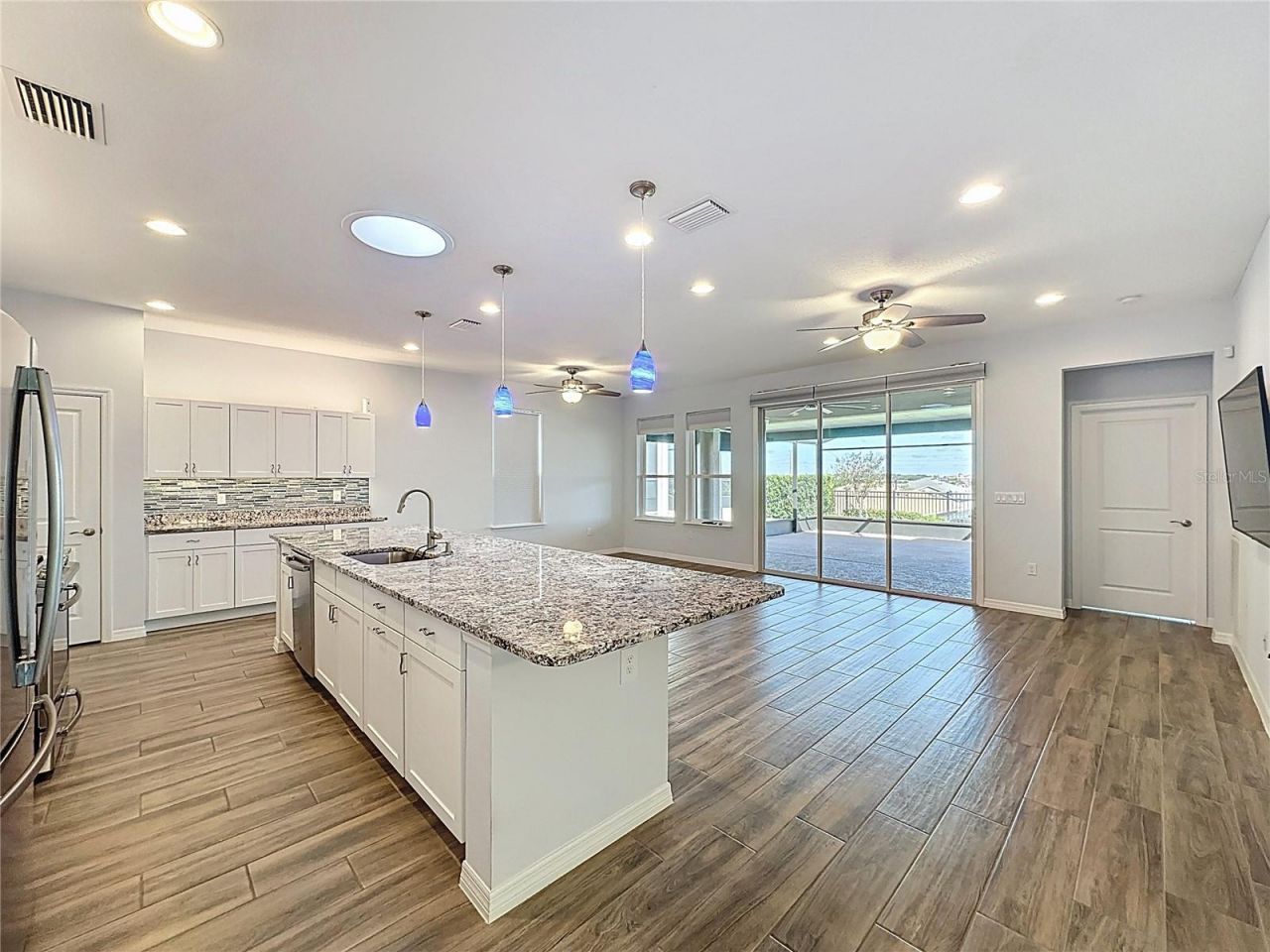 537 Narrow View Lane , Groveland, FL 34736 Photo
