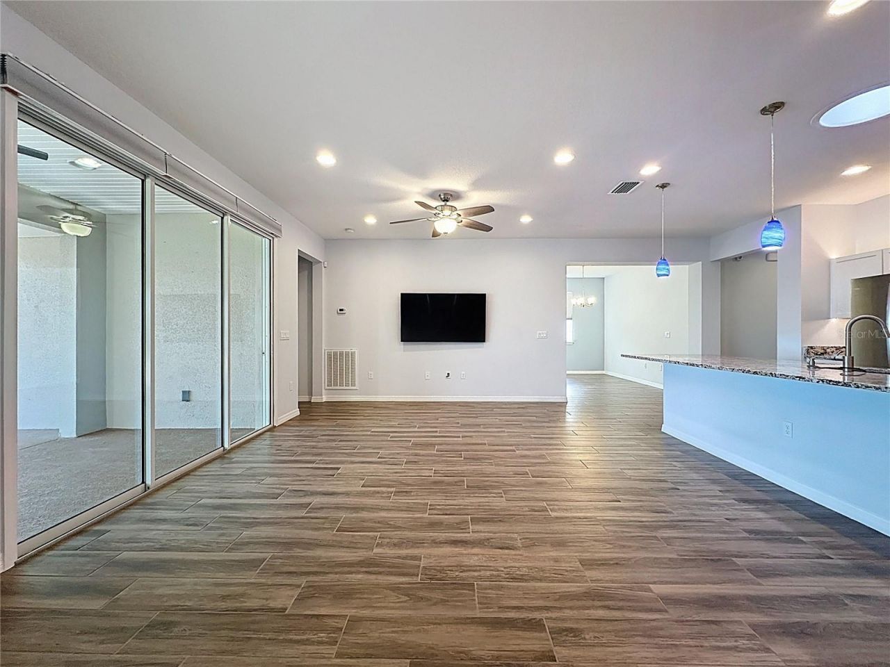 537 Narrow View Lane , Groveland, FL 34736 Photo