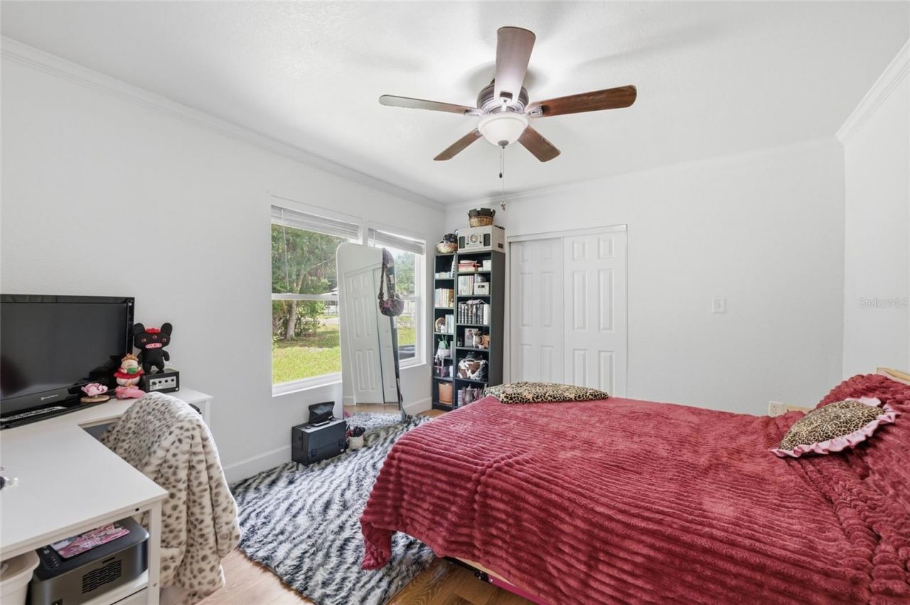 5570 Navarre Avenue , Hampton, FL 32044 Photo