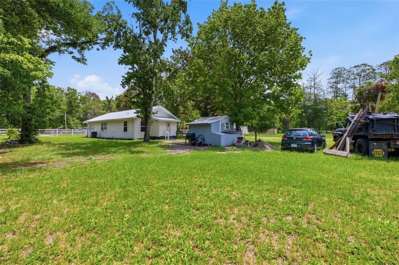 5570 Navarre Avenue , Hampton, FL 32044 Photo