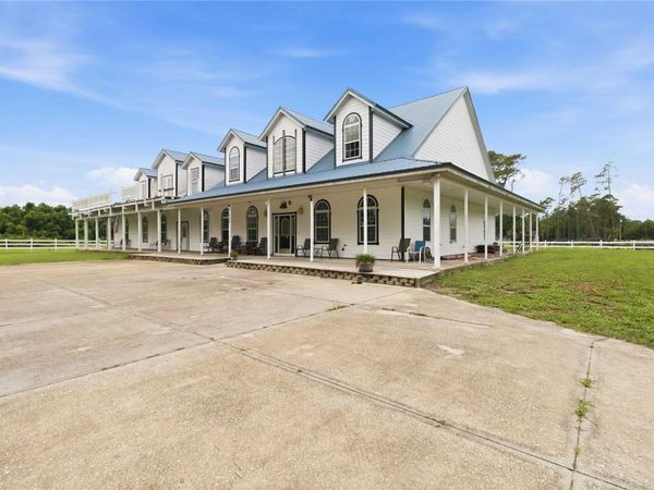 31243 BEAR POND DRIVE , SORRENTO, FL 32776