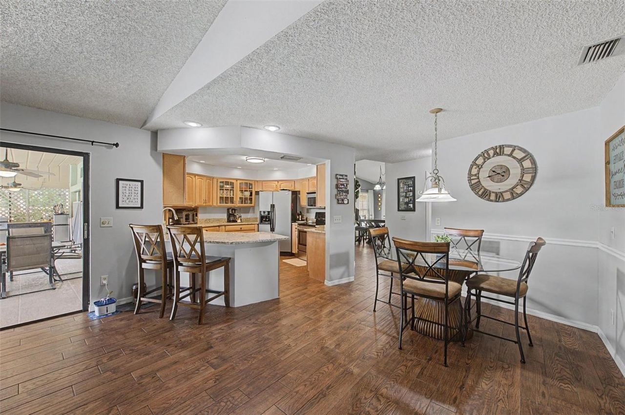 3916 Broomsedge Lane, Valrico, FL 33596 Photo
