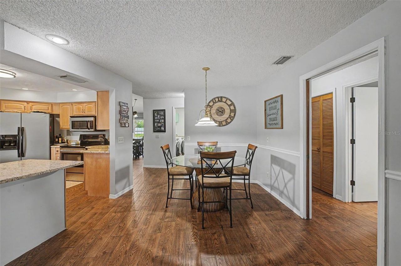 3916 Broomsedge Lane, Valrico, FL 33596 Photo