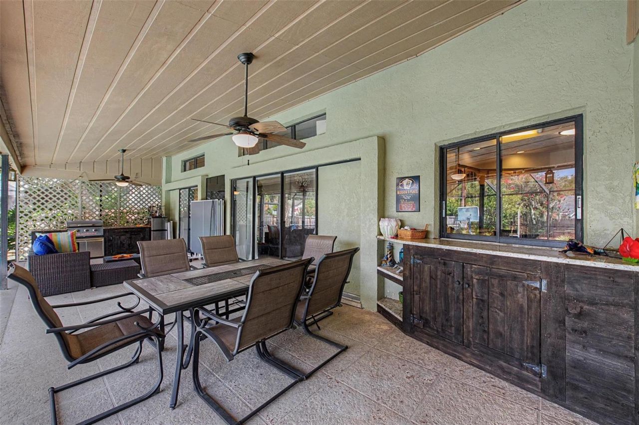 3916 Broomsedge Lane, Valrico, FL 33596 Photo