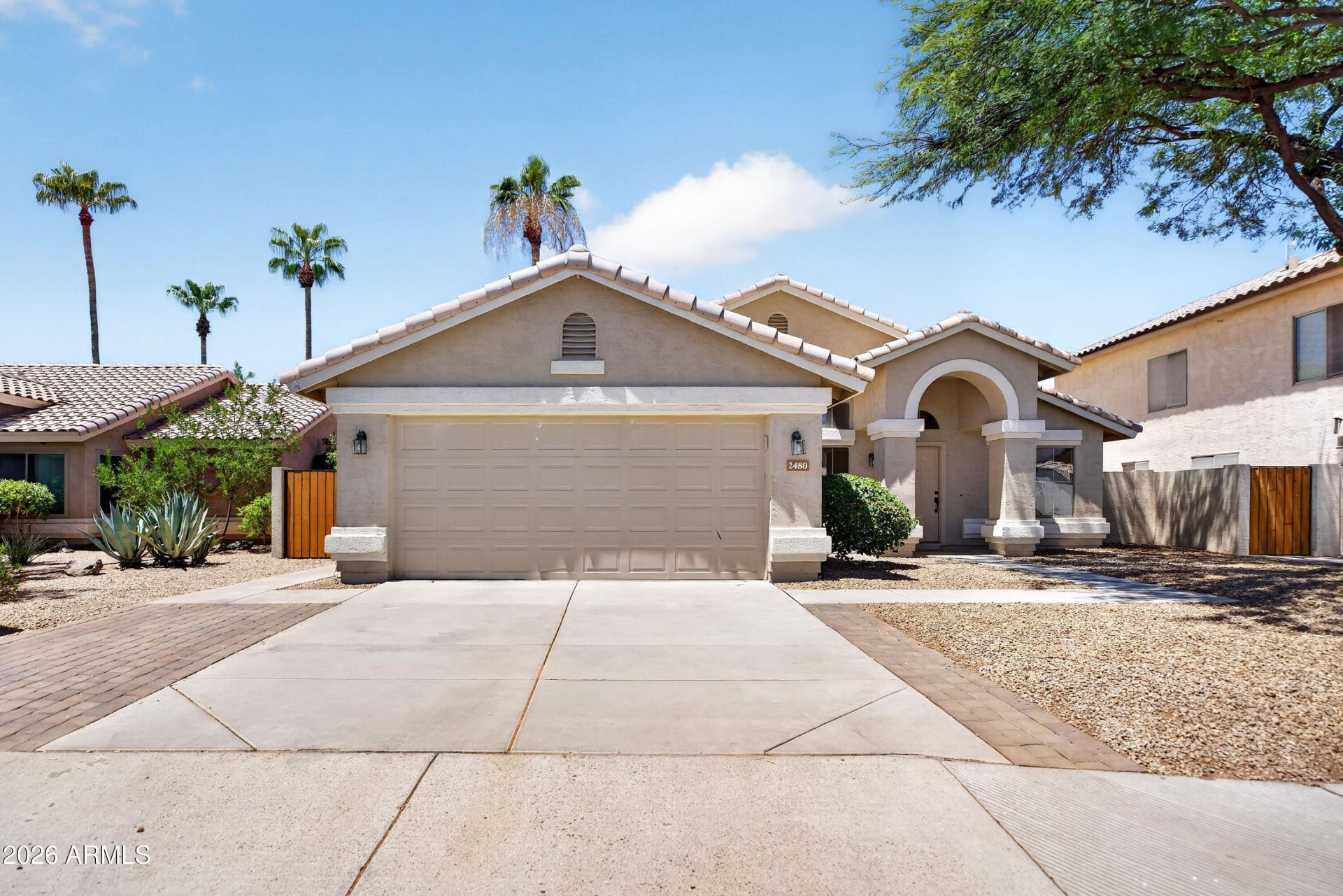 2480 S Walnut Drive, Chandler, AZ 85286 Main Photo