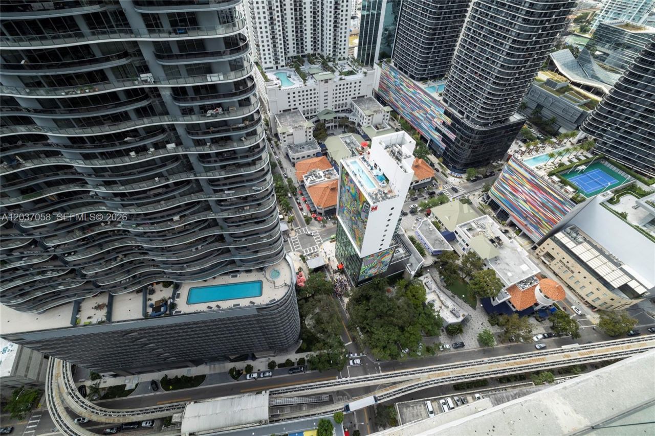 1010 Brickell Ave , Unit 4311, Miami, FL 33131 Photo