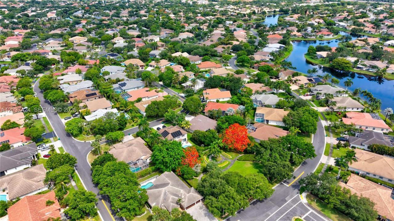 4964 NW 108th Ter, Coral Springs, FL 33076 Photo