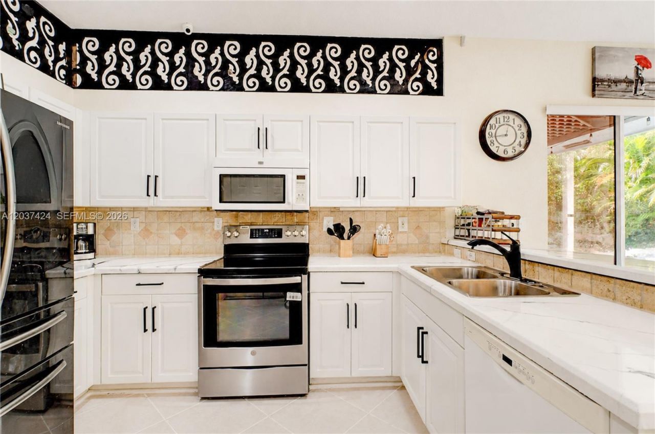 4964 NW 108th Ter, Coral Springs, FL 33076 Photo