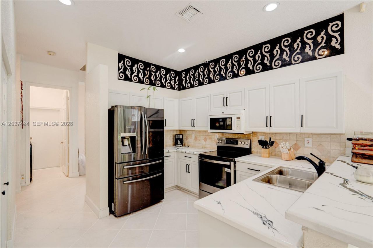 4964 NW 108th Ter, Coral Springs, FL 33076 Photo