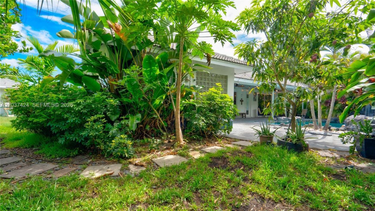 4964 NW 108th Ter, Coral Springs, FL 33076 Photo