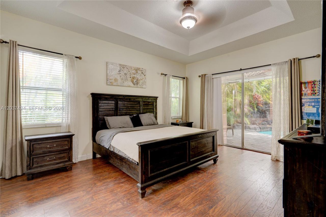 4964 NW 108th Ter, Coral Springs, FL 33076 Photo