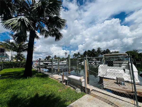 2033 Calais Dr, Unit 5, Miami Beach, FL 33141