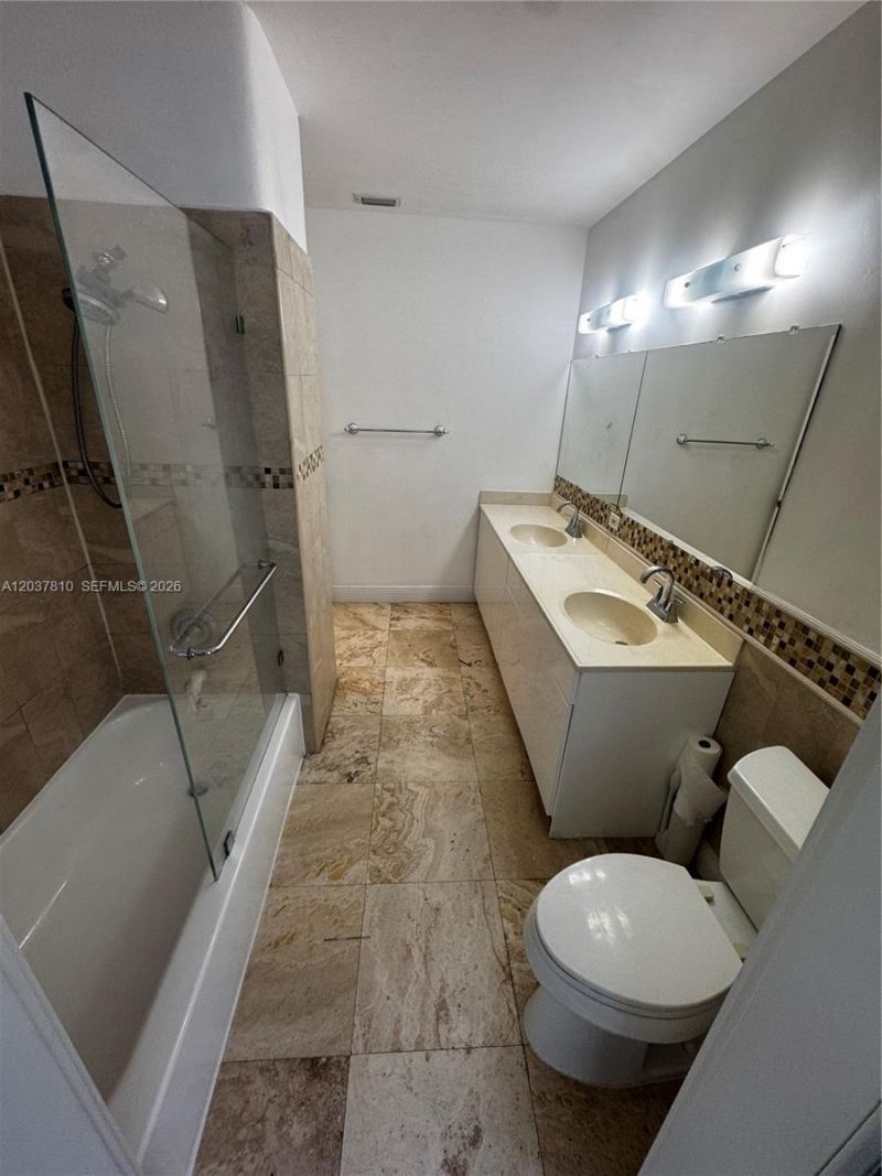 7361 SW 117th Ter, Pinecrest, FL 33156 Photo
