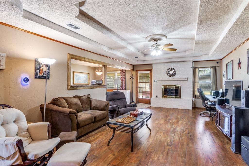 212 Casas Del Sur Street, Granbury, TX 76049 Main Photo
