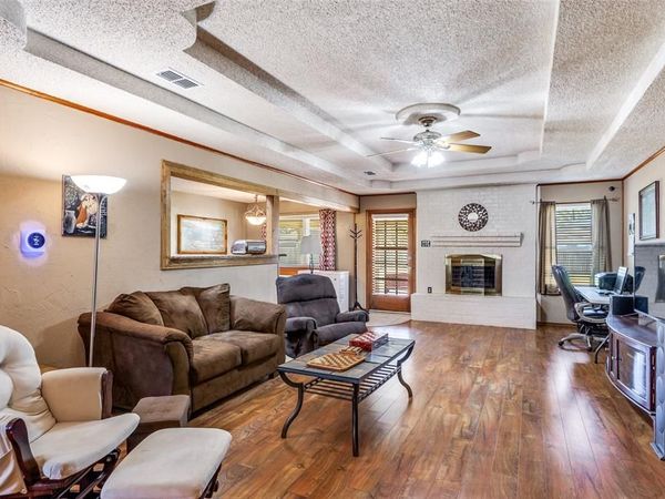 212 Casas Del Sur Street, Granbury, TX 76049