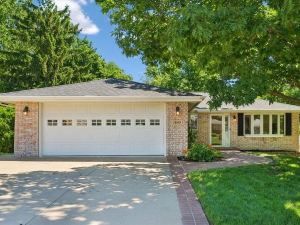1645 Lori Street, Dubuque, IA 52001