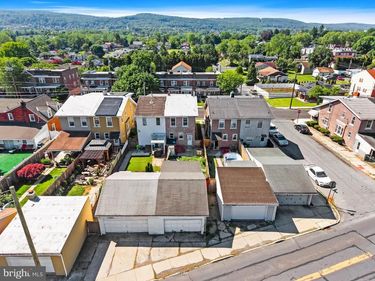 927 W WYOMING STREET , ALLENTOWN, PA 18103