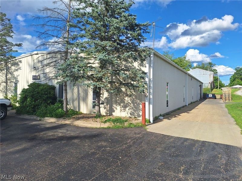 534 N 1st Street, Cambridge, OH 43725 Photo 3