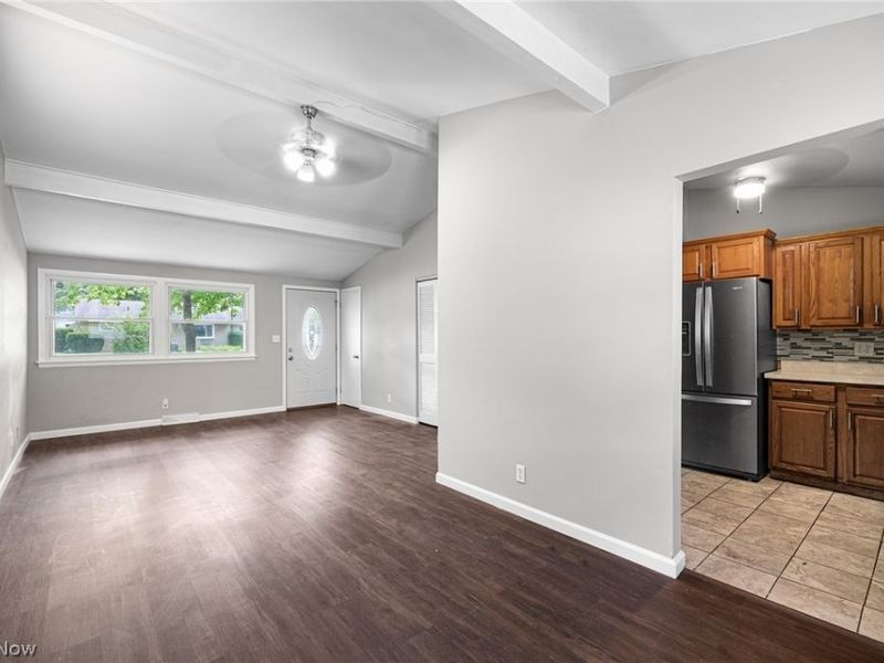 436 Ambler Drive , Elyria, OH 44035 Photo 4