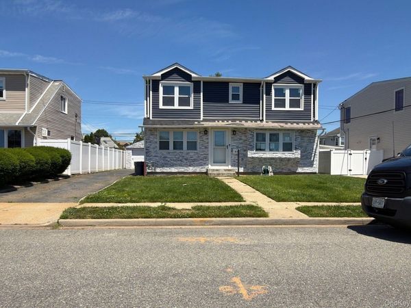 64 Ketcham Avenue , Hicksville, NY 11801