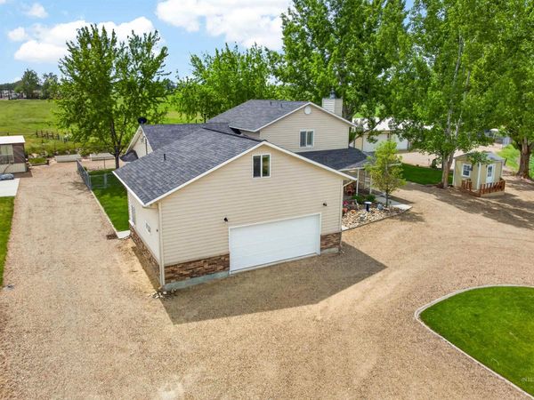 5471 Hwy 52, New Plymouth, ID 83655