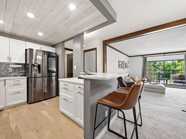 6710 Vernon Avenue S, Unit 314, Edina, MN 55436