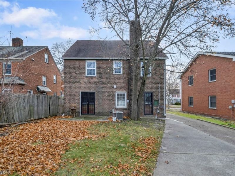 16809 Scottsdale Boulevard, Shaker Heights, OH 44120 Photo 4