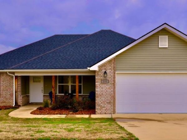 133 Youngblood Place , Huntsville, AR 72740