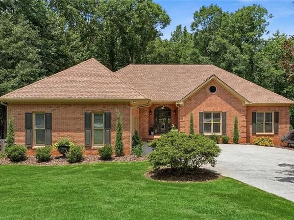 6530 Calamar Drive , Cumming, GA 30040
