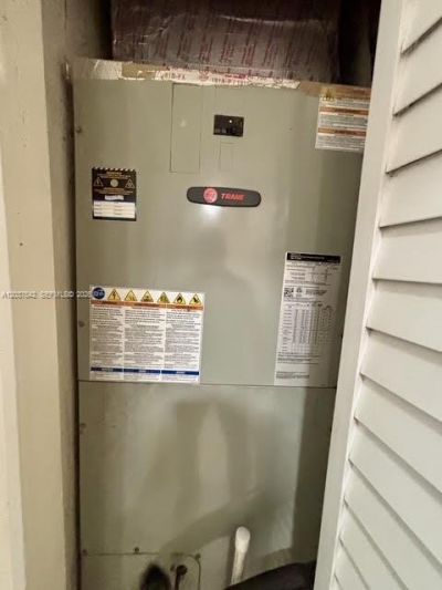 7461 Douglas St, Hollywood, FL 33024 Photo