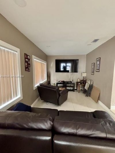 7461 Douglas St, Hollywood, FL 33024 Photo