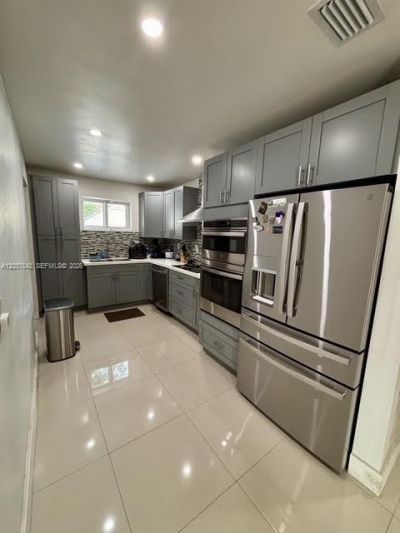 7461 Douglas St, Hollywood, FL 33024 Photo