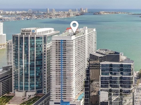 1200 Brickell Bay Dr , Unit 3714, Miami, FL 33131